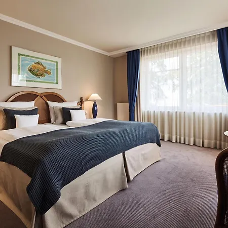 Aja Strandhotel Bansin Херингсдорф Экстерьер фото